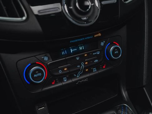 Used 2017 Ford Focus RS image 54