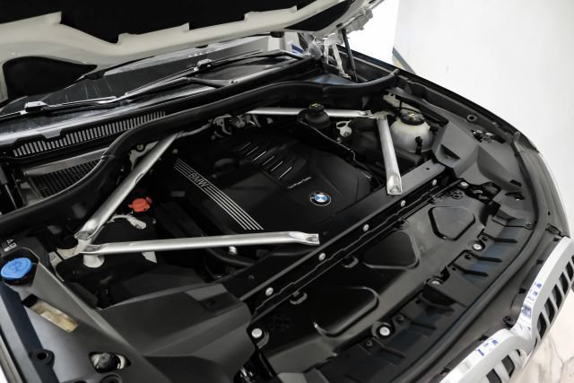 Used 2020 BMW X7 xDrive40i w/ Premium Package AWD/4WD image 47