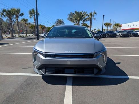 New 2025 Kia K4 EX image 8