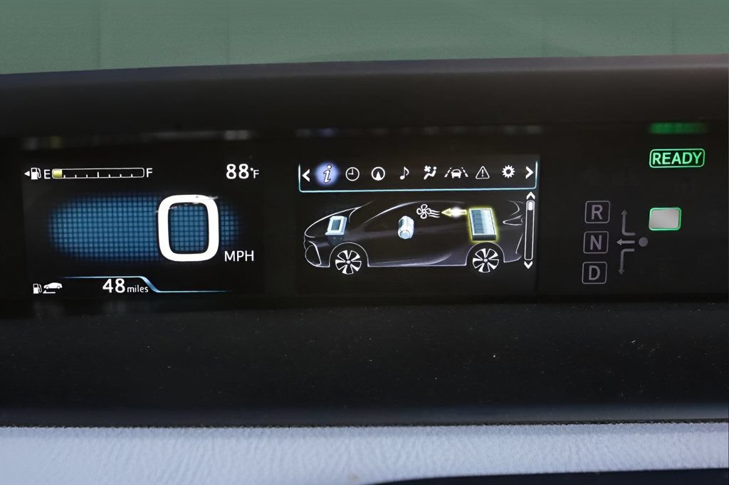 Used 2020 Toyota Prius Prime XLE FWD image 7