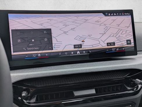 New 2026 BMW 330i Sedan w/ M Sport Package image 14