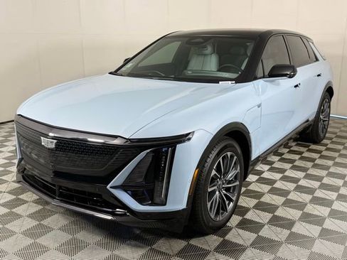 New 2026 Cadillac Lyriq Sport RWD image 2