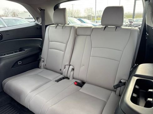 Used 2020 Honda Pilot Elite image 10