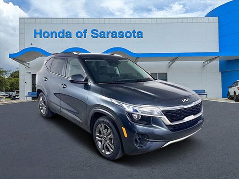 Used 2023 Kia Seltos S image 1