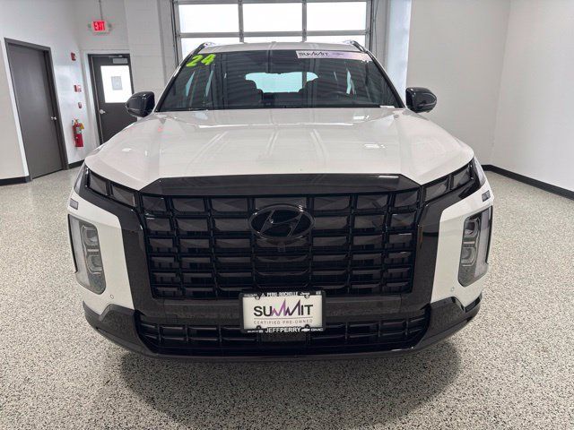 Used 2024 Hyundai Palisade Calligraphy AWD/4WD image 3