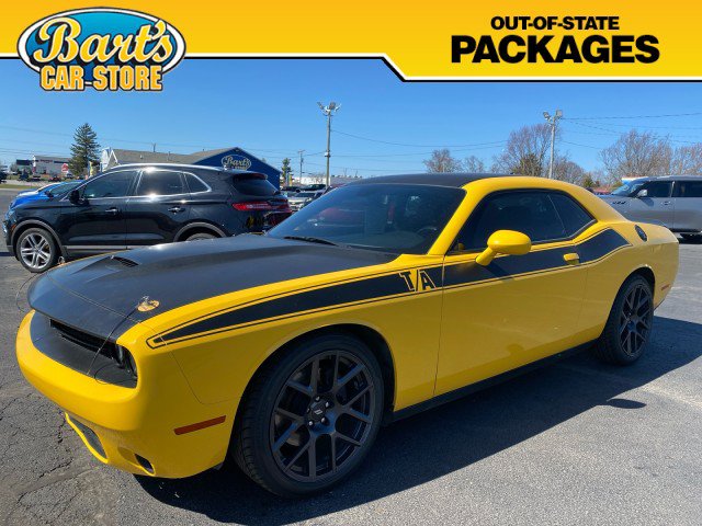 Used 2017 Dodge Challenger T/A RWD image 3