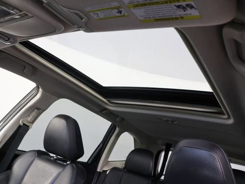 Used 2022 Subaru Forester Limited image 18