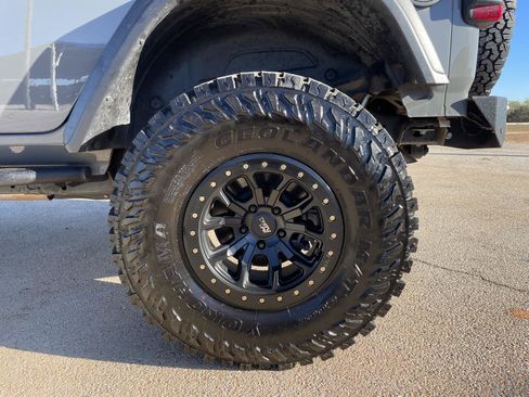 Used 2022 Jeep Wrangler Unlimited Rubicon 4xe w/ Safety Group image 35