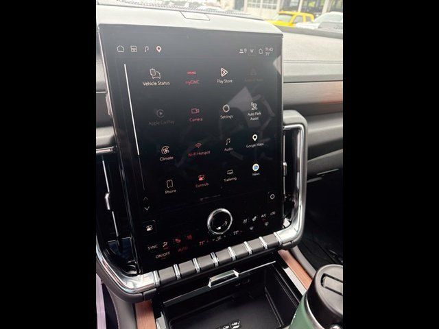 Used 2025 GMC Yukon Denali w/ LPO, Floor Liner Package AWD/4WD image 38