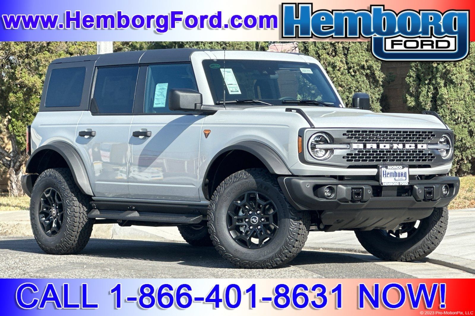 New 2026 Ford Bronco Badlands AWD/4WD image 1