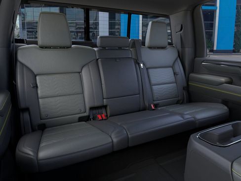 New 2026 Chevrolet Silverado 2500 ZR2 w/ LPO, Dark Essentials Package image 17