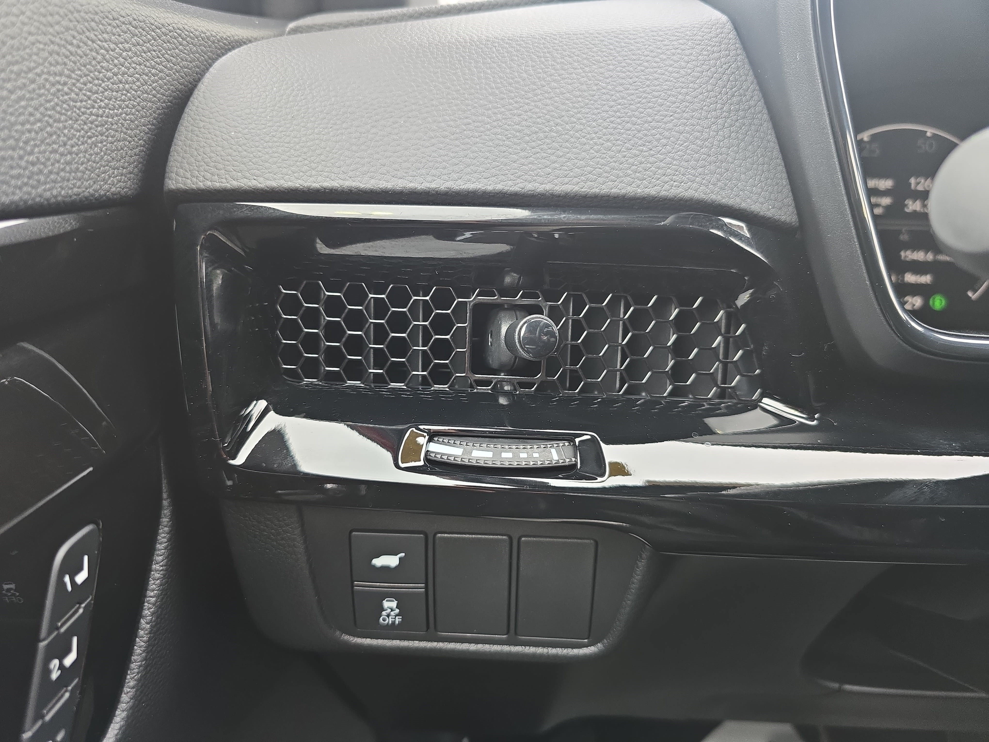 Certified 2025 Honda CR-V Sport Touring image 25