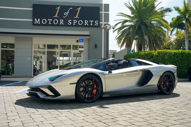 Used 2022 Lamborghini Aventador LP 780-4 Ultimae AWD/4WD image 1