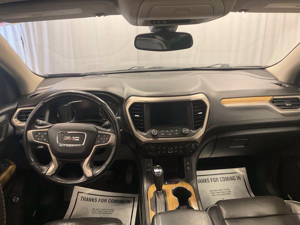 Used 2017 GMC Acadia Denali w/ Technology Package AWD/4WD image 7