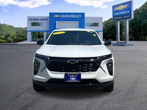 Certified 2024 Chevrolet Trax RS w/ Driver Confidence Package FWD image 7