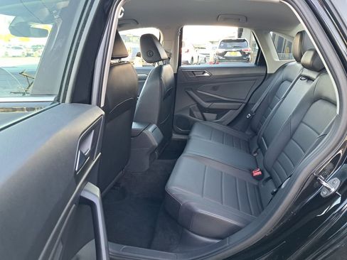 Used 2024 Volkswagen Jetta SE image 13