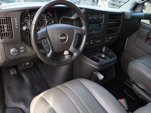 Used 2023 GMC Savana 3500 w/ Power Convenience Package image 10