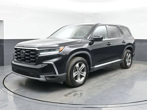 Used 2025 Honda Pilot EX-L image 5