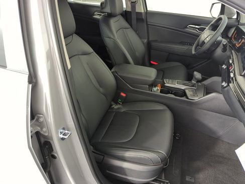 New 2026 Kia Sportage EX image 36