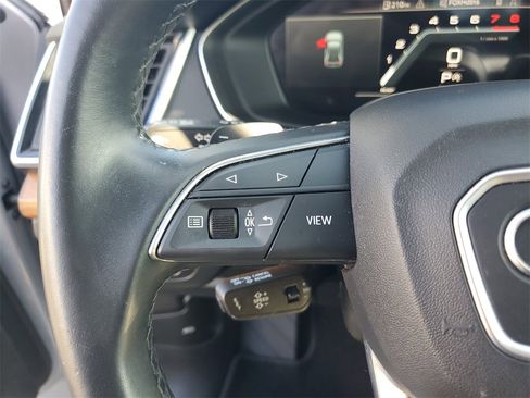 Used 2022 Audi Q5 2.0T Premium Plus w/ Premium Plus Package image 25