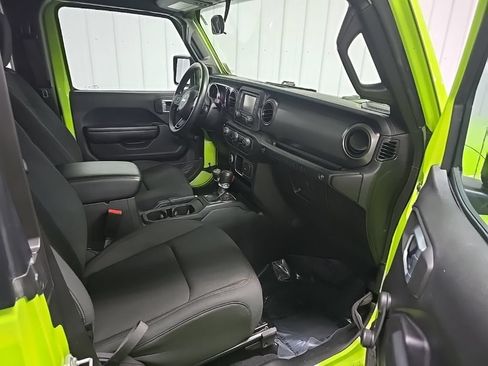 Used 2021 Jeep Wrangler Sport AWD/4WD image 15