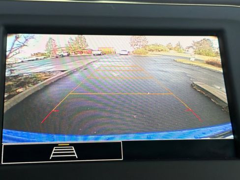 Used 2024 Chevrolet Equinox LS w/ LS Convenience Package image 19