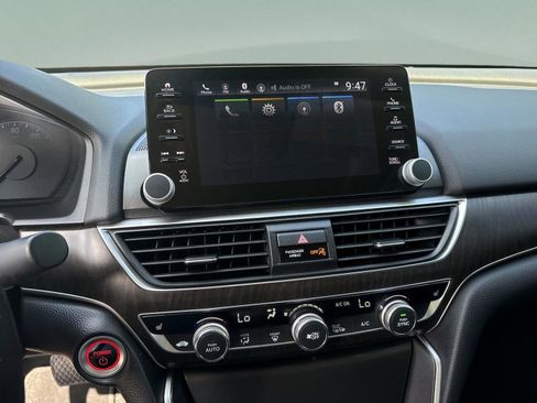 Certified 2021 Honda Accord EX-L image 32