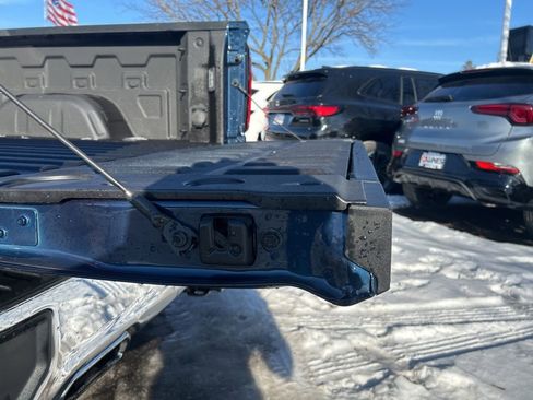 Used 2023 GMC Sierra 1500 SLT w/ SLT Premium Package image 13