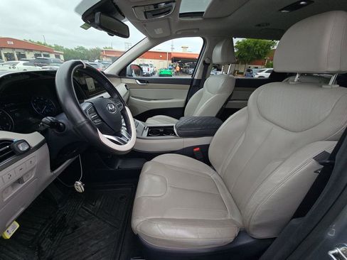 Used 2021 Hyundai Palisade SEL w/ Premium Package image 3