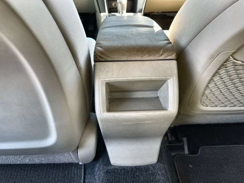 Used 2011 Subaru Outback 2.5i Premium AWD/4WD image 24