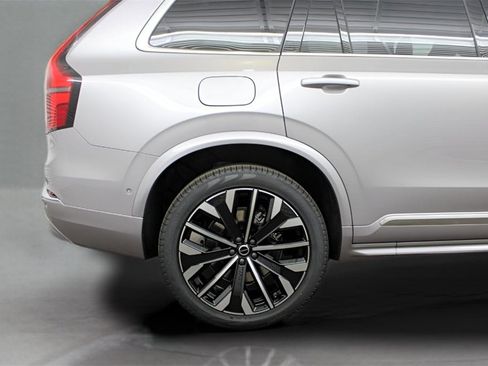 New 2026 Volvo XC90 B5 Plus image 34