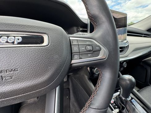 Used 2022 Jeep Compass Limited AWD/4WD image 23