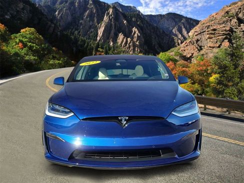 Used 2022 Tesla Model X image 6