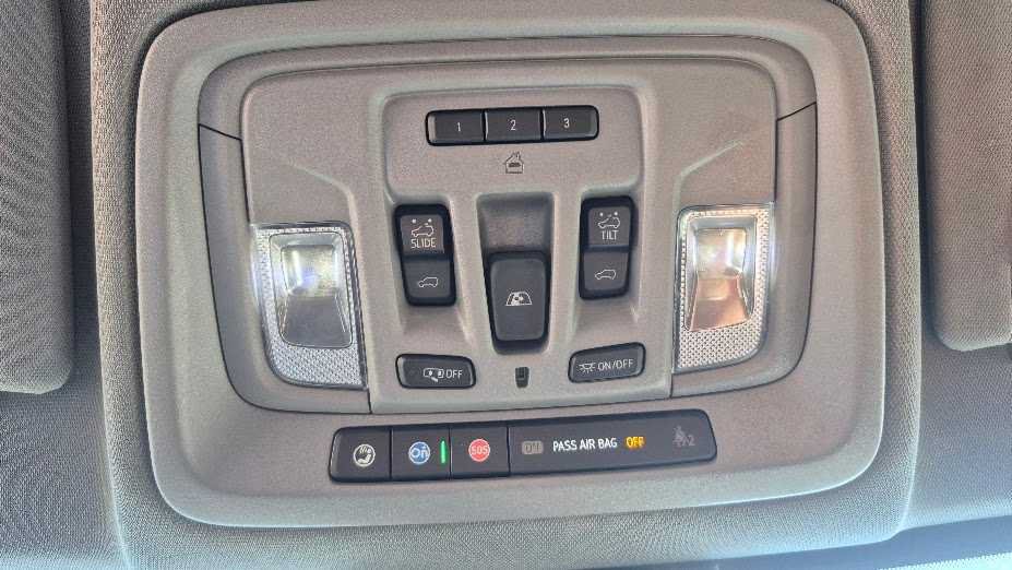 Used 2024 Chevrolet Silverado 2500 LTZ w/ LTZ Convenience Package AWD/4WD image 22