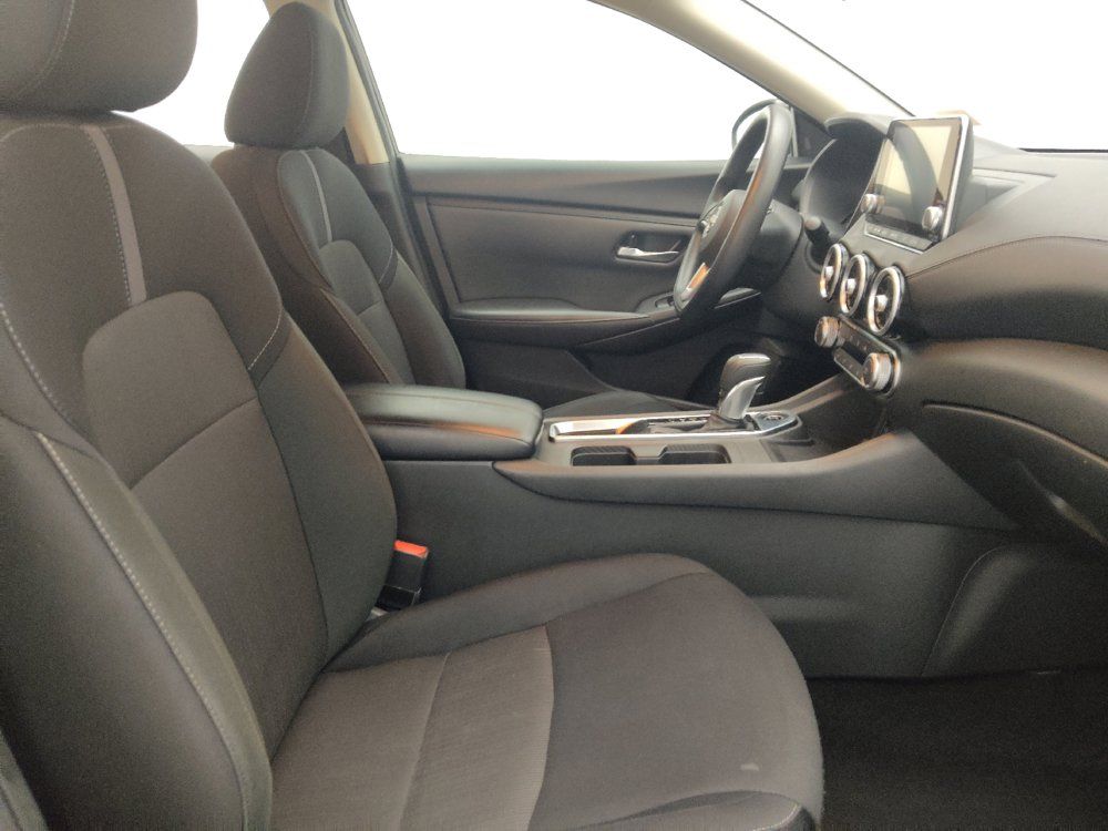 Used 2025 Nissan Sentra SV FWD image 21