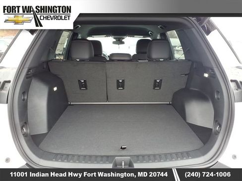 New 2026 Chevrolet Equinox LT w/ Convenience Package II FWD image 3
