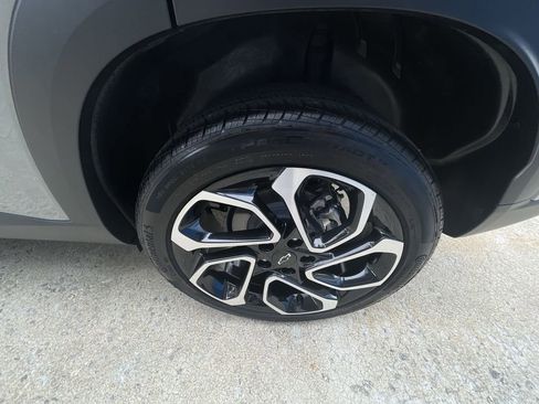 Certified 2025 Chevrolet Trax RS w/ Driver Confidence Package FWD image 31