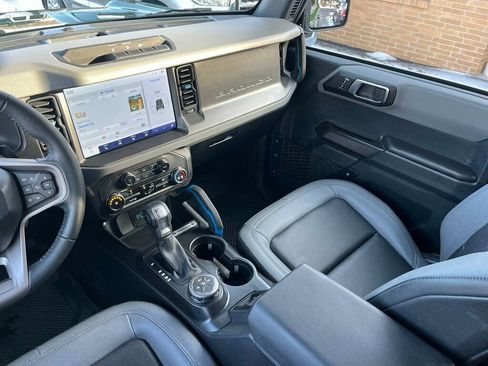 Used 2024 Ford Bronco Black Diamond image 33