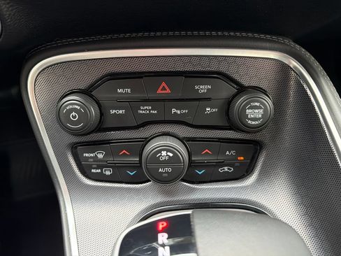 Used 2017 Dodge Challenger R/T Scat Pack RWD image 87