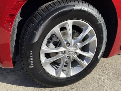 New 2026 Chrysler Pacifica Select image 17