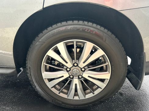 Used 2020 Nissan Pathfinder SV AWD/4WD image 20