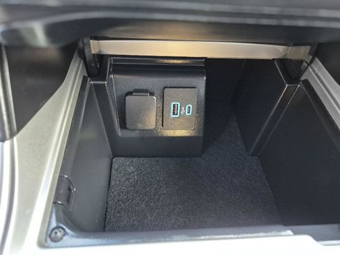 Certified 2023 Ford Explorer XLT w/ Equipment Group 202A image 20