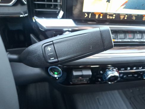 New 2026 GMC Sierra 2500 SLE w/ SLE Value Package; image 15