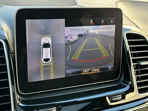 Used 2019 Mercedes-Benz GLE 43 AMG image 27