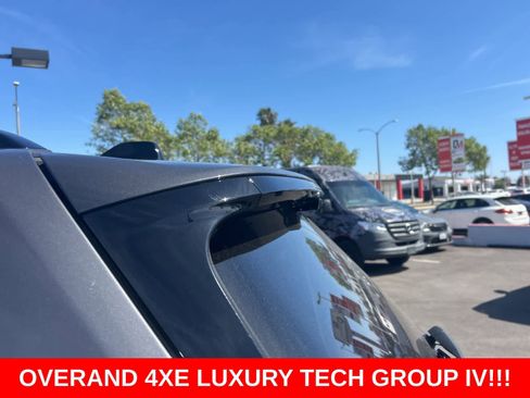 Used 2022 Jeep Grand Cherokee Overland w/ Luxury Tech Group IV image 20