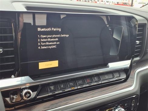 New 2025 GMC Sierra 2500 SLT w/ SLT Premium Package image 12