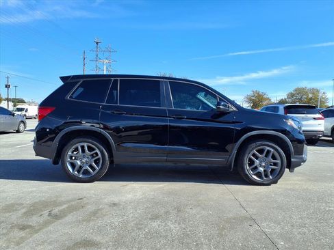 Certified 2023 Honda Passport EX-L image 9