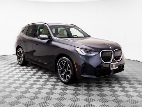 Certified 2025 BMW X3 xDrive30 AWD/4WD image 8