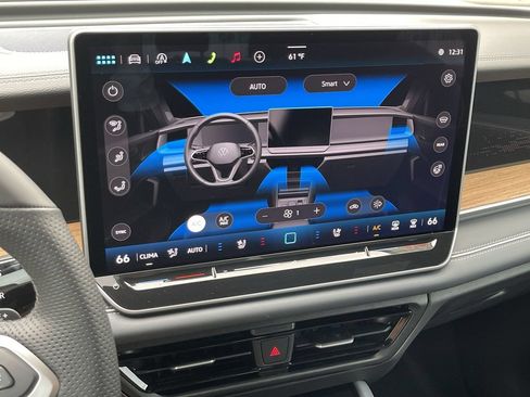 New 2026 Volkswagen Tiguan SEL R-Line AWD/4WD image 25