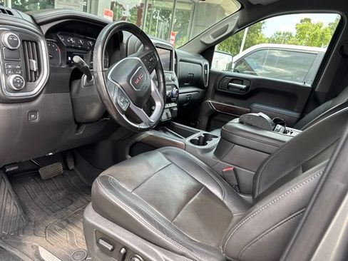 Used 2020 GMC Sierra 1500 SLT RWD image 30